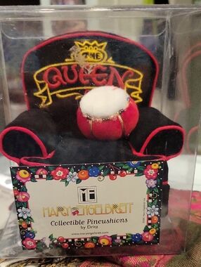 Mary Engelbreit Black and Hot Pink 'Queen' Collectible Pin Cushion Chair